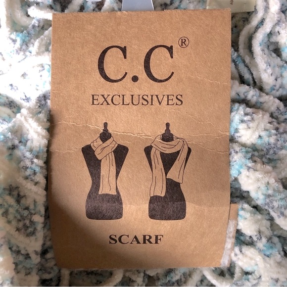 NEW Infinity Heather Blue + Ivory Stripe Fringe Scarf • Ivory • Soft Chenille - Picture 5 of 6